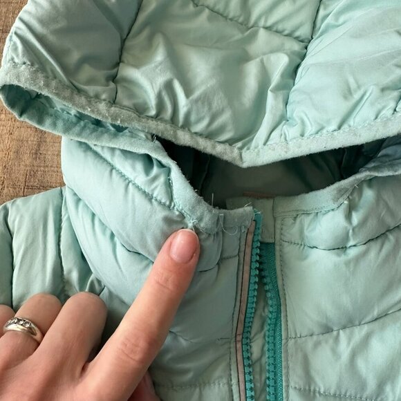 Columbia Girls Size Medium 10/12 Long Length Light Blue Puffer Jacket With Hood - Picture 6 of 11